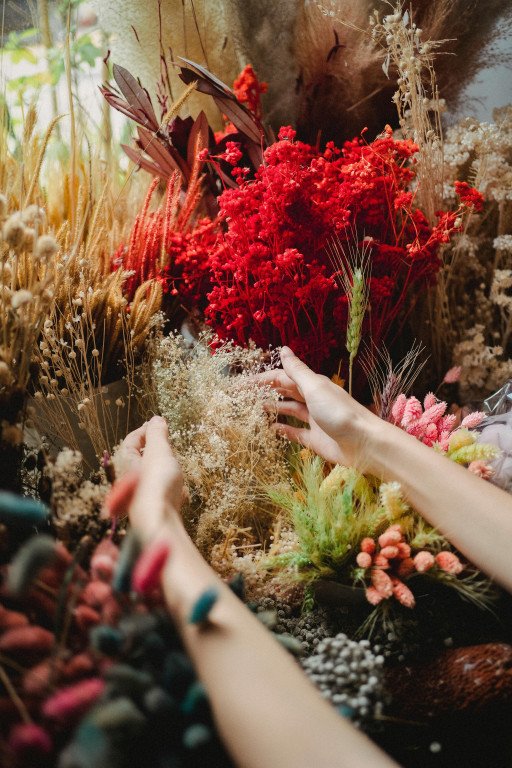 The Ultimate Guide to Choosing the Perfect Etsy Dried Flower Bouquet for Your Home or Event